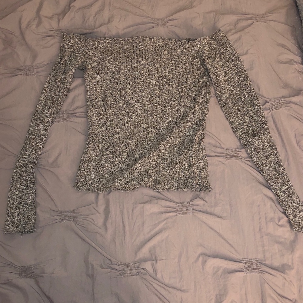 OFF THE SHOULDER SWEATER